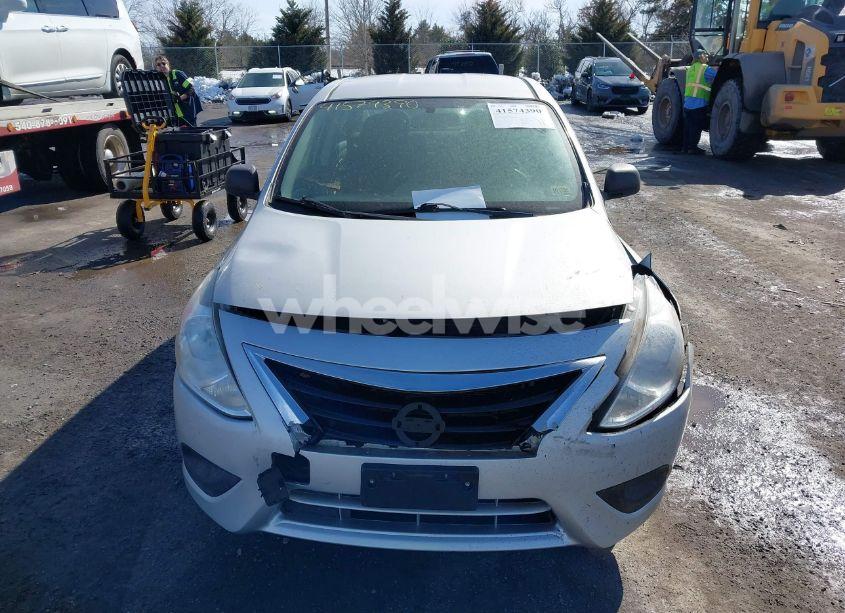 Photo 12 of 2015 Nissan Versa 1.6 S (VIN 3N1CN7AP9FL953288)