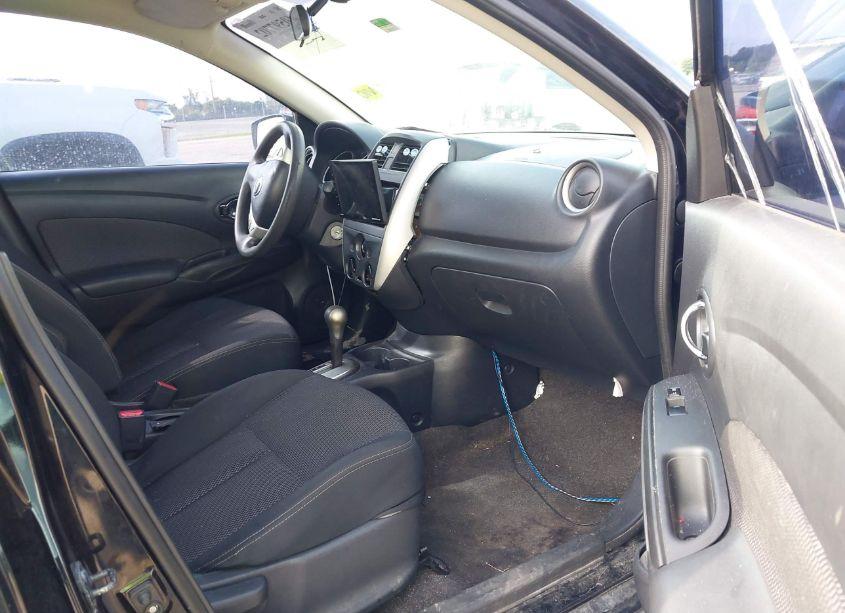 Photo 5 of 2016 Nissan Versa 1.6 S/1.6 S+/1.6 SL/1.6 SV (VIN 3N1CN7AP9GL813419)