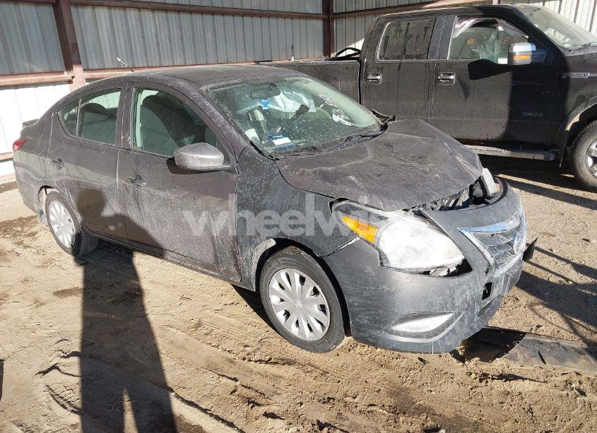 2016 Nissan Versa 1.6 S+ (VIN 3N1CN7AP9GL818281) main photo