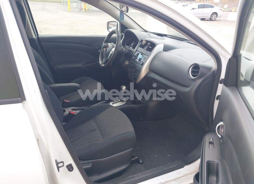 Photo 5 of 2016 Nissan Versa 1.6 S/1.6 S+/1.6 SL/1.6 SV (VIN 3N1CN7AP9GL871661)