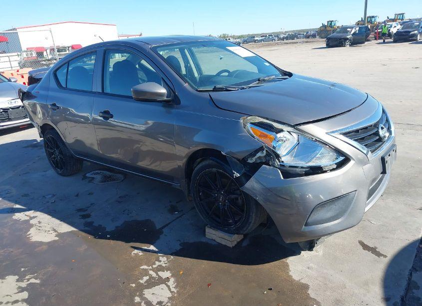 2016 Nissan Versa 1.6 S+ (VIN 3N1CN7AP9GL879484) main photo
