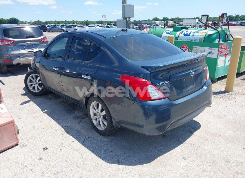 Photo 3 of 2016 Nissan Versa 1.6 SL (VIN 3N1CN7AP9GL883874)