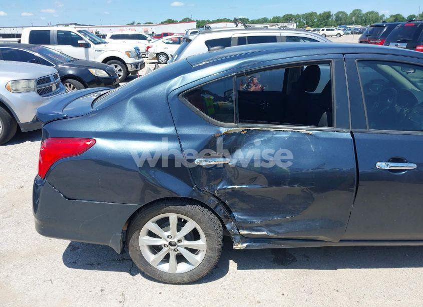 Photo 6 of 2016 Nissan Versa 1.6 SL (VIN 3N1CN7AP9GL883874)