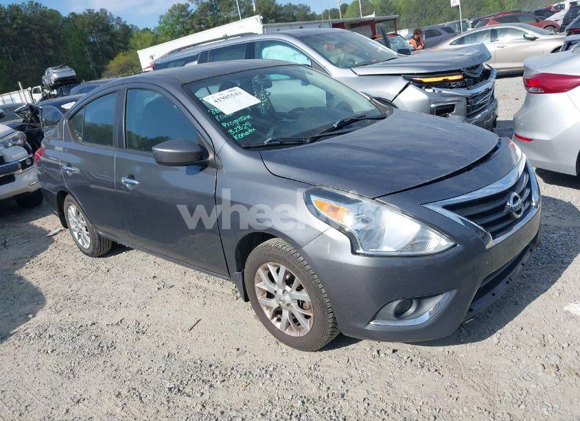 2017 Nissan Versa 1.6 SV (VIN 3N1CN7AP9HL805418) main photo