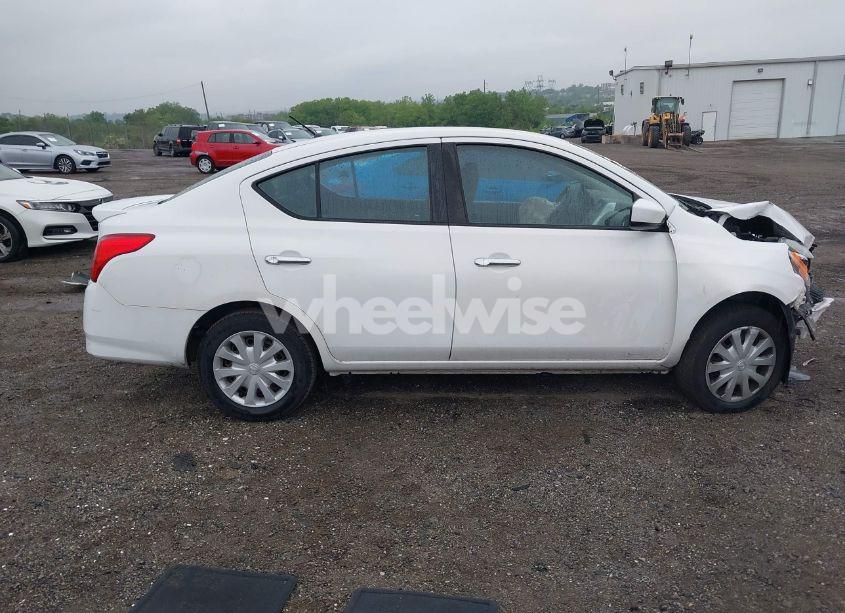 Photo 13 of 2017 Nissan Versa 1.6 S/1.6 S+/1.6 SL/1.6 SV (VIN 3N1CN7AP9HL806214)