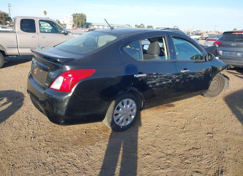 Photo 4 of 2017 Nissan Versa 1.6 S (VIN 3N1CN7AP9HL808822)