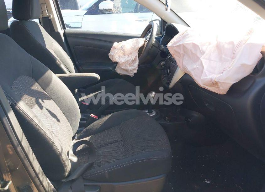 Photo 5 of 2017 Nissan Versa 1.6 SV (VIN 3N1CN7AP9HL825068)