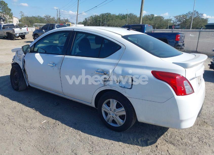 Photo 3 of 2017 Nissan Versa 1.6 SV (VIN 3N1CN7AP9HL863206)