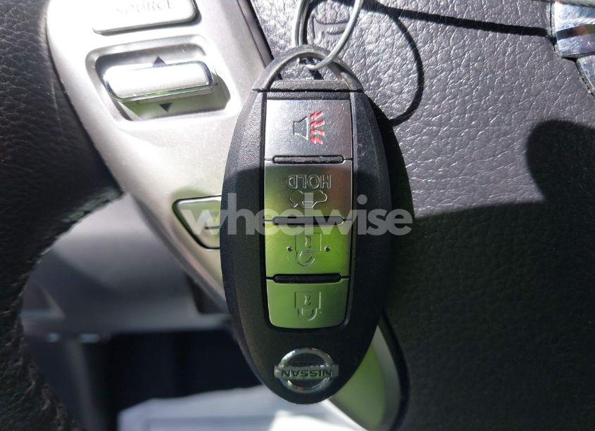 Photo 11 of 2017 Nissan Versa 1.6 SL (VIN 3N1CN7AP9HL869944)