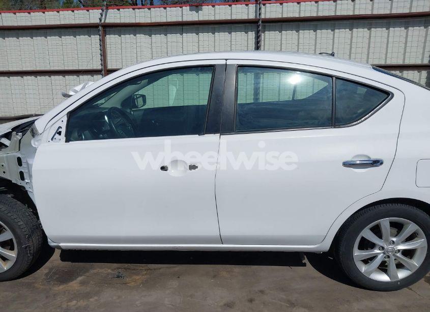 Photo 15 of 2017 Nissan Versa 1.6 SL (VIN 3N1CN7AP9HL869944)