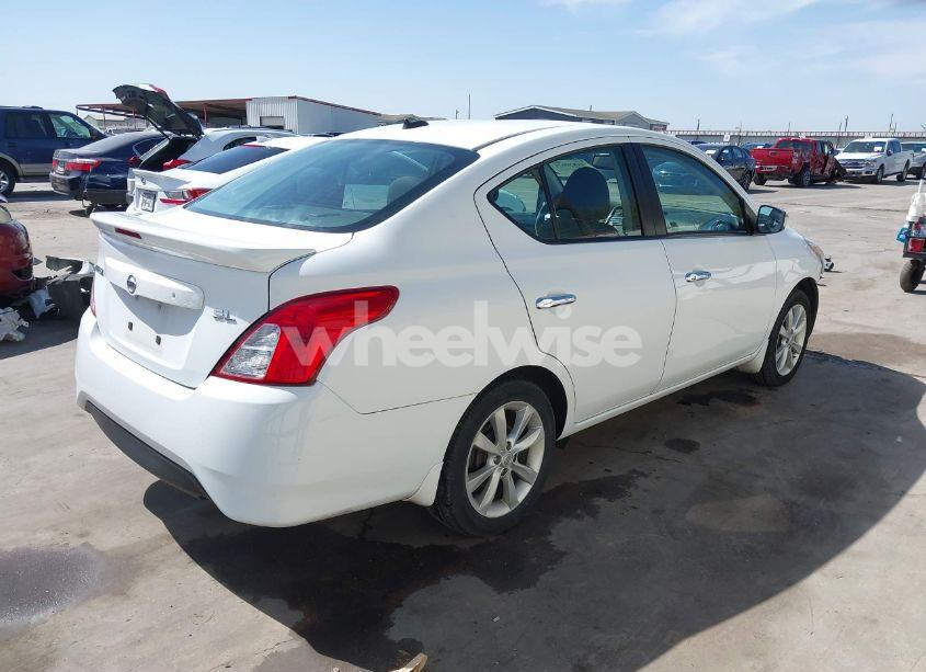 Photo 4 of 2017 Nissan Versa 1.6 SL (VIN 3N1CN7AP9HL869944)