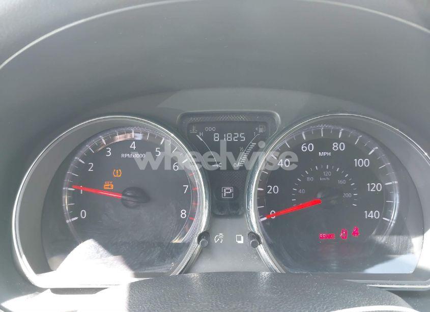 Photo 7 of 2017 Nissan Versa 1.6 SL (VIN 3N1CN7AP9HL869944)