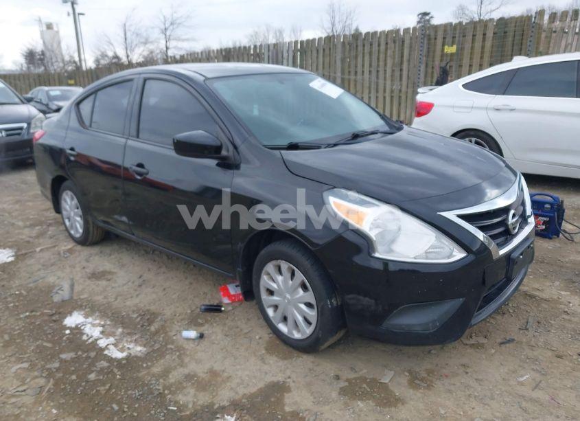 2017 Nissan Versa 1.6 S+ (VIN 3N1CN7AP9HL870141) main photo