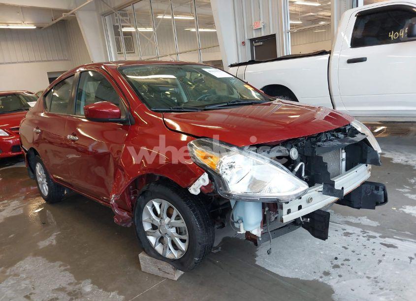 2017 Nissan Versa 1.6 SV (VIN 3N1CN7AP9HL888820) main photo
