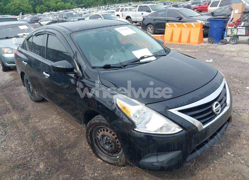 2017 Nissan Versa 1.6 SV (VIN 3N1CN7AP9HL897517) main photo