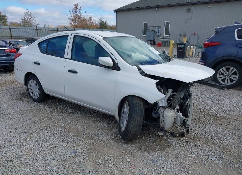 2017 Nissan Versa 1.6 S+ (VIN 3N1CN7AP9HL903980) main photo