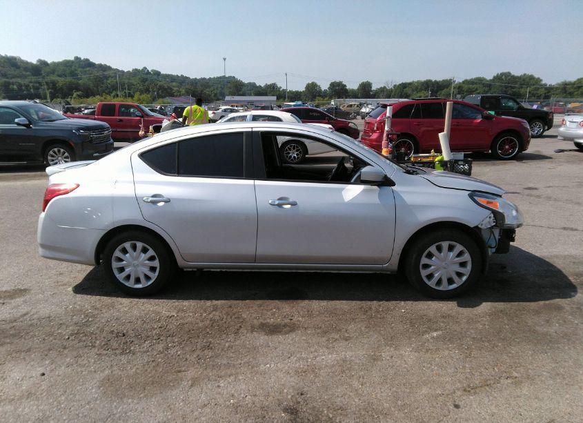 Photo 13 of 2018 Nissan Versa 1.6 SV (VIN 3N1CN7AP9JK436362)