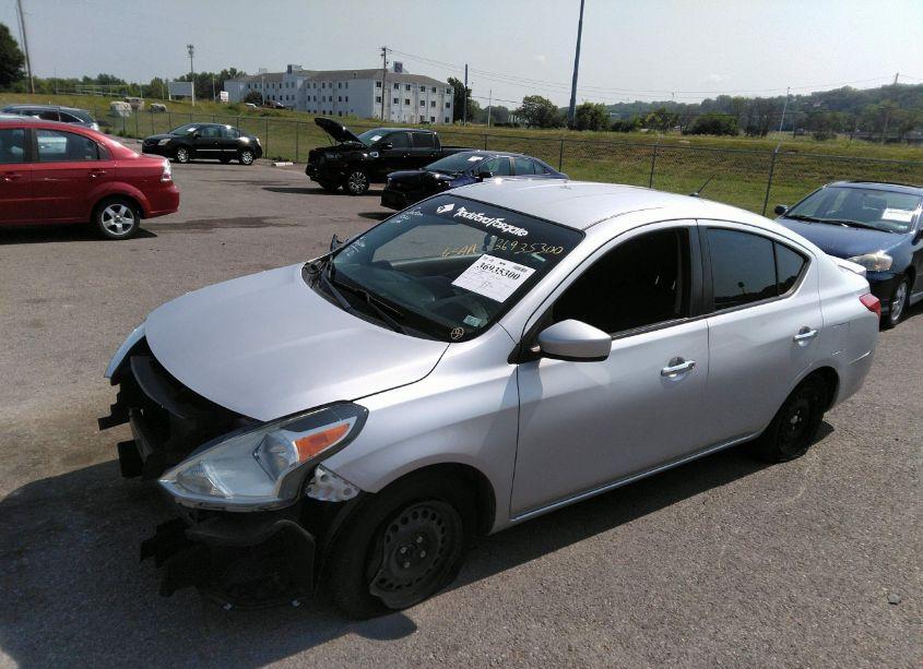Photo 2 of 2018 Nissan Versa 1.6 SV (VIN 3N1CN7AP9JK436362)