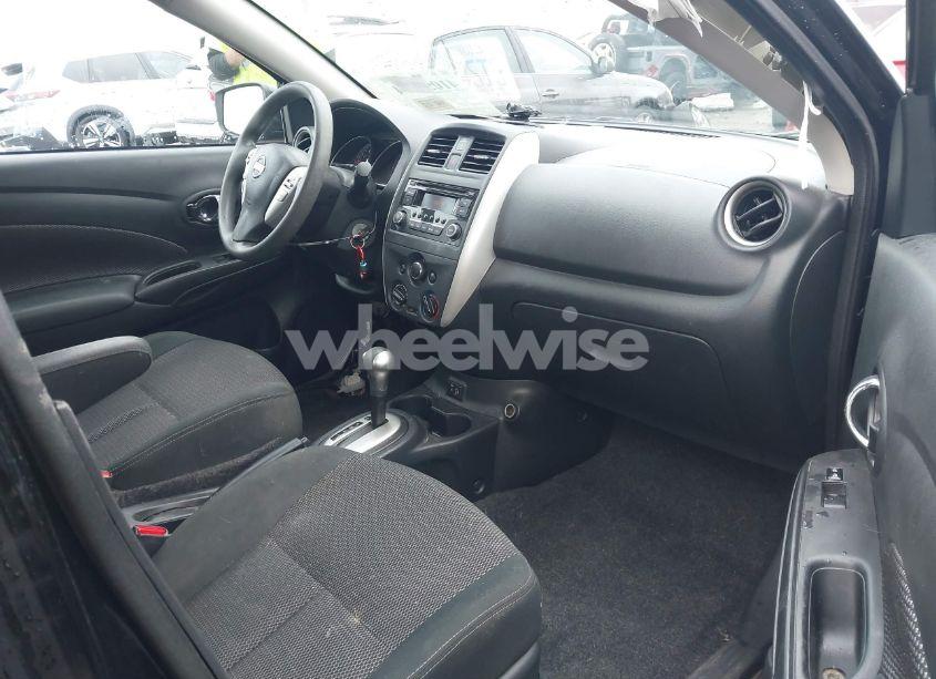 Photo 5 of 2018 Nissan Versa 1.6 SV (VIN 3N1CN7AP9JL804601)