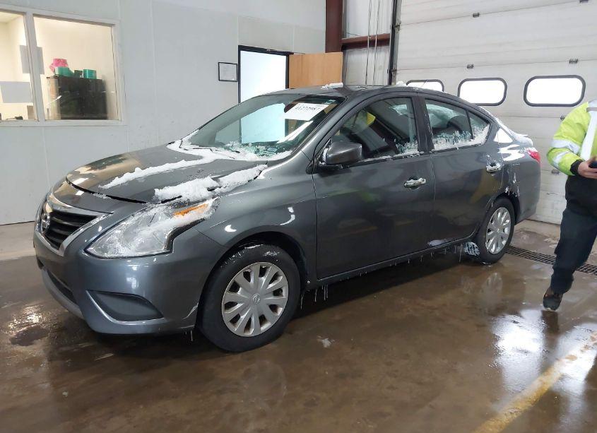 Photo 2 of 2018 Nissan Versa 1.6 SV (VIN 3N1CN7AP9JL808065)