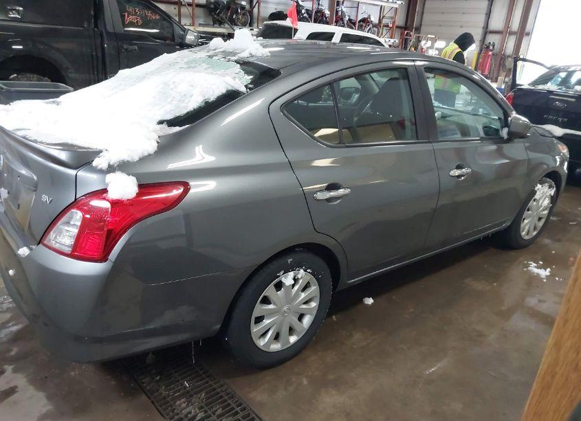Photo 4 of 2018 Nissan Versa 1.6 SV (VIN 3N1CN7AP9JL808065)