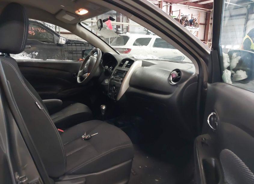 Photo 5 of 2018 Nissan Versa 1.6 SV (VIN 3N1CN7AP9JL808065)