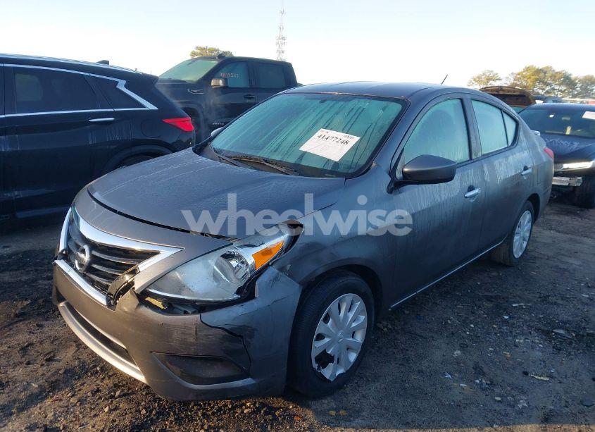 Photo 2 of 2018 Nissan Versa 1.6 SV (VIN 3N1CN7AP9JL820328)
