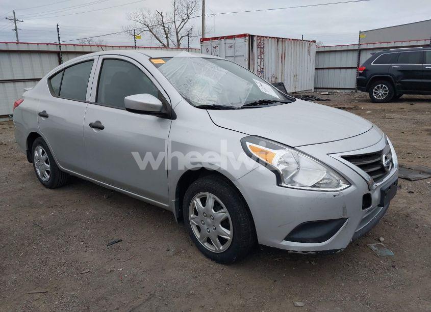 2018 Nissan Versa 1.6 S+ (VIN 3N1CN7AP9JL829689) main photo