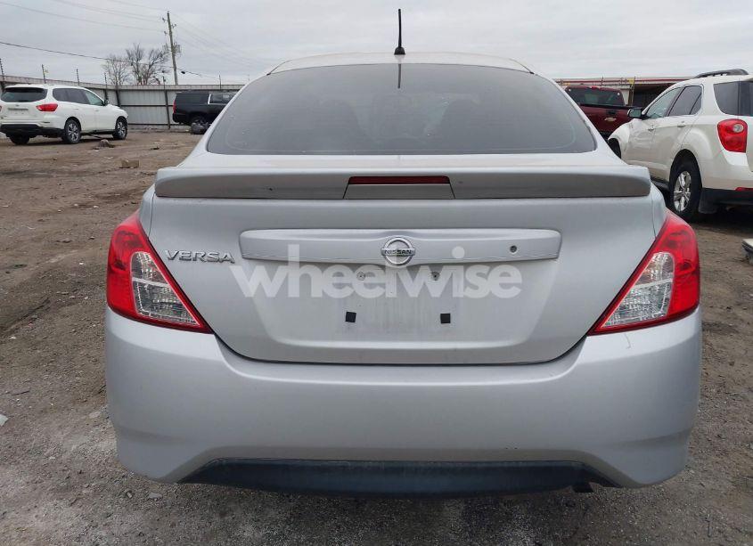 Photo 16 of 2018 Nissan Versa 1.6 S+ (VIN 3N1CN7AP9JL829689)