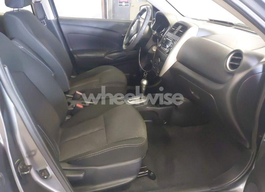 Photo 5 of 2018 Nissan Versa 1.6 SV (VIN 3N1CN7AP9JL832558)