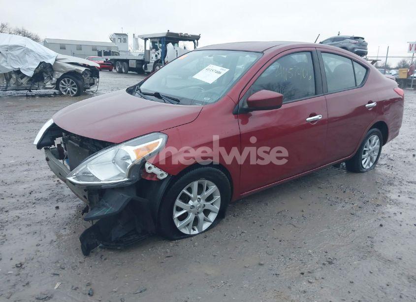 Photo 2 of 2018 Nissan Versa 1.6 SV (VIN 3N1CN7AP9JL833550)