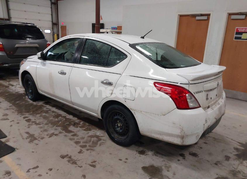 Photo 3 of 2018 Nissan Versa 1.6 SV (VIN 3N1CN7AP9JL839266)