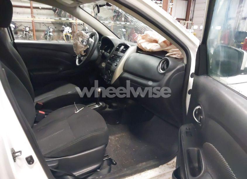 Photo 5 of 2018 Nissan Versa 1.6 SV (VIN 3N1CN7AP9JL839266)