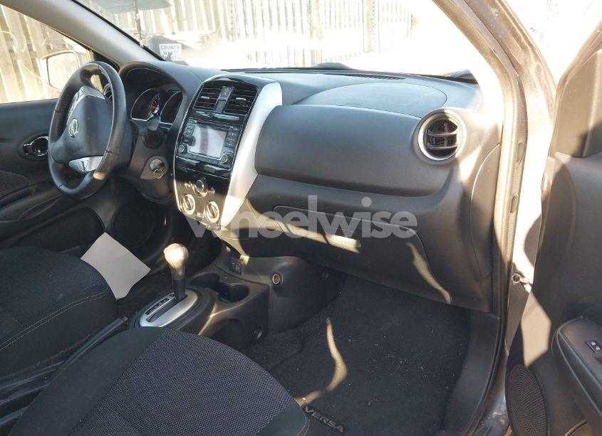 Photo 5 of 2018 Nissan Versa 1.6 SV (VIN 3N1CN7AP9JL839798)