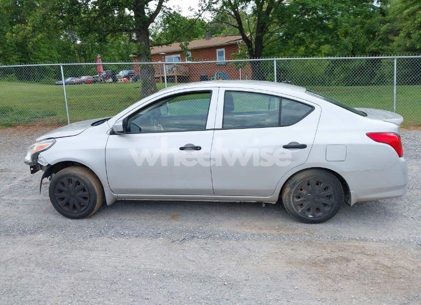 Photo 14 of 2018 Nissan Versa 1.6 S+ (VIN 3N1CN7AP9JL859839)
