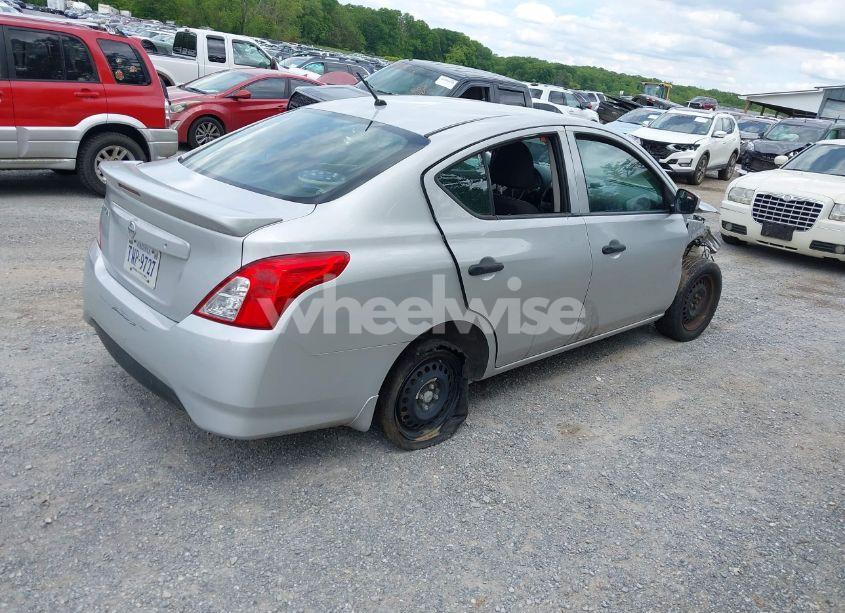 Photo 4 of 2018 Nissan Versa 1.6 S+ (VIN 3N1CN7AP9JL859839)
