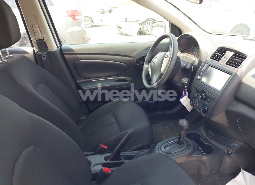 Photo 5 of 2018 Nissan Versa 1.6 S+ (VIN 3N1CN7AP9JL887608)