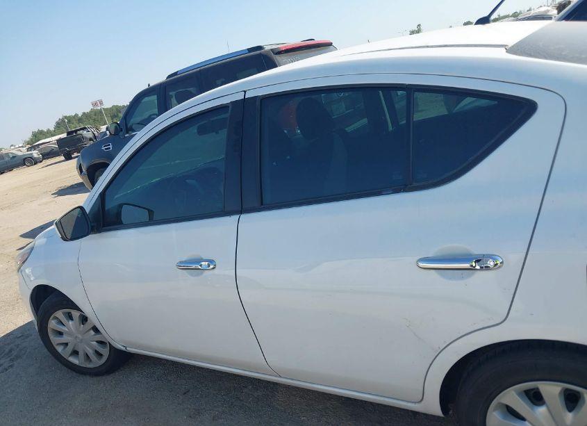 Photo 14 of 2019 Nissan Versa 1.6 SV (VIN 3N1CN7AP9KL801229)