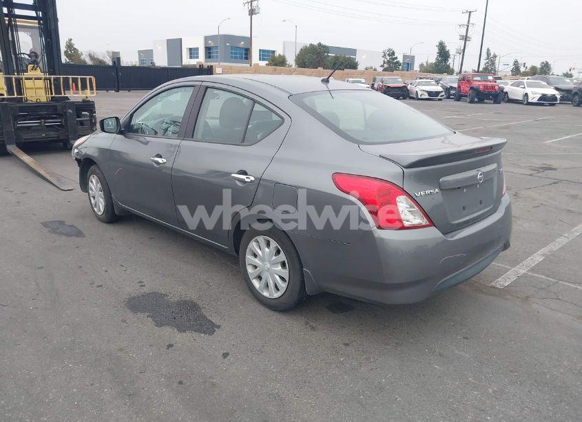 Photo 3 of 2019 Nissan Versa 1.6 SV (VIN 3N1CN7AP9KL816734)