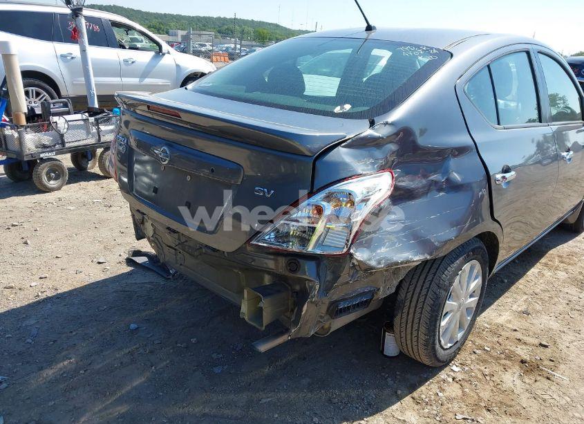 Photo 6 of 2019 Nissan Versa 1.6 SV (VIN 3N1CN7AP9KL818600)