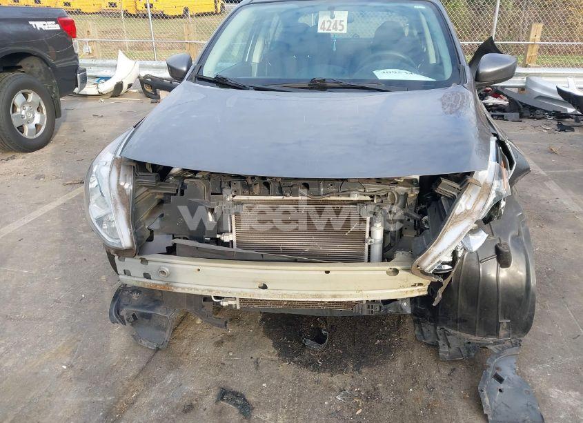 Photo 6 of 2019 Nissan Versa 1.6 S+ (VIN 3N1CN7AP9KL824235)