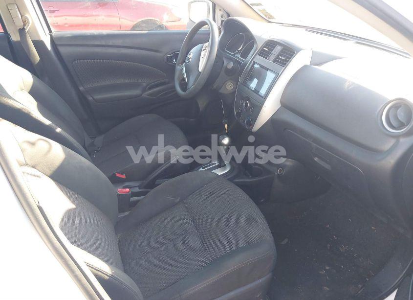 Photo 5 of 2019 Nissan Versa 1.6 SV (VIN 3N1CN7AP9KL829063)