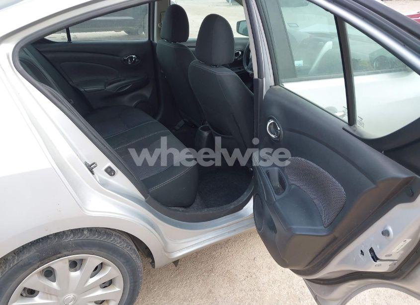 Photo 8 of 2019 Nissan Versa 1.6 SV (VIN 3N1CN7AP9KL838989)