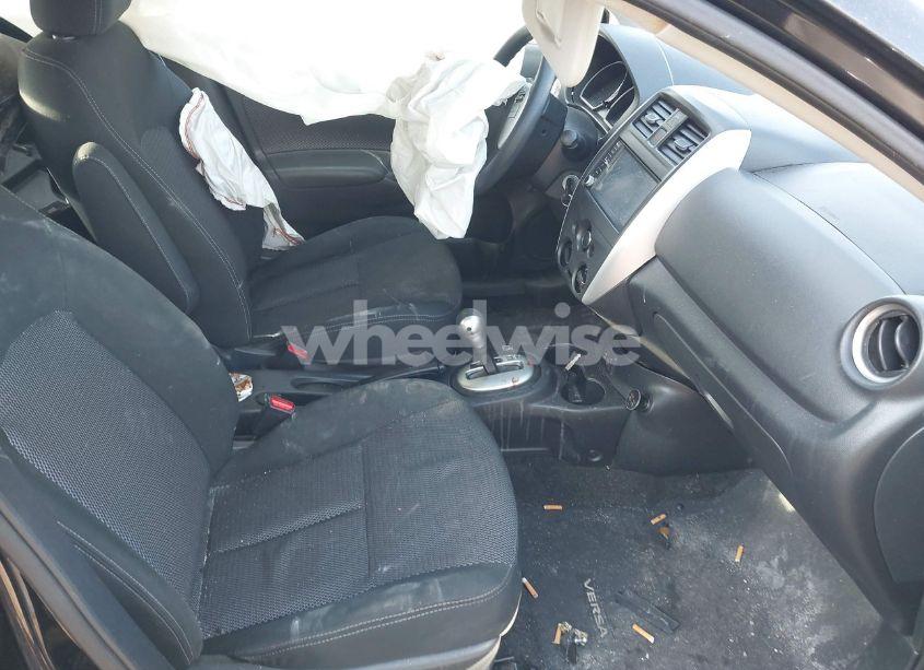 Photo 5 of 2019 Nissan Versa 1.6 SV (VIN 3N1CN7AP9KL851371)