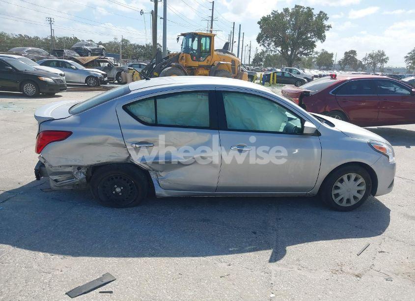 Photo 13 of 2019 Nissan Versa 1.6 SV (VIN 3N1CN7AP9KL853119)