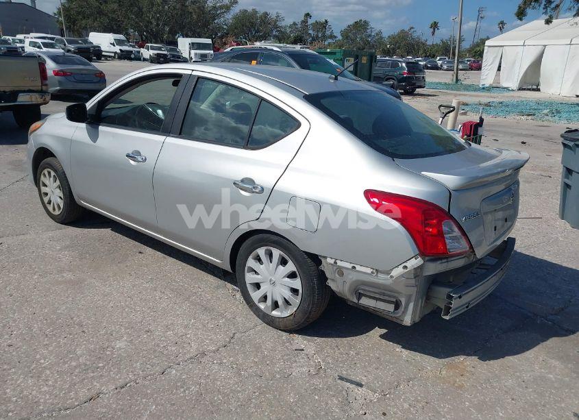 Photo 3 of 2019 Nissan Versa 1.6 SV (VIN 3N1CN7AP9KL853119)