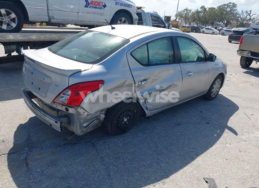 Photo 4 of 2019 Nissan Versa 1.6 SV (VIN 3N1CN7AP9KL853119)