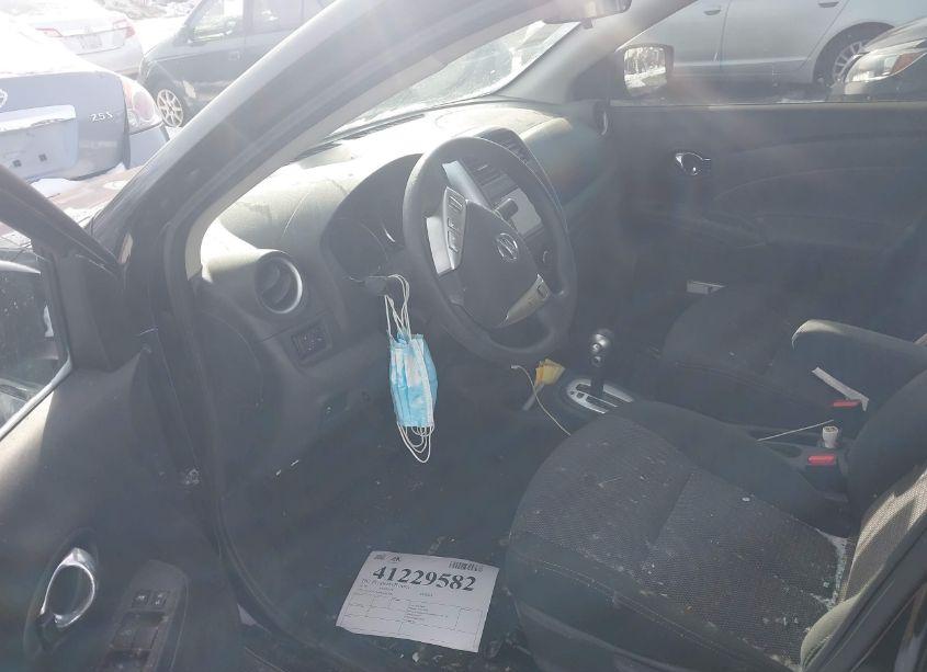 Photo 5 of 2019 Nissan Versa 1.6 SV (VIN 3N1CN7AP9KL862998)