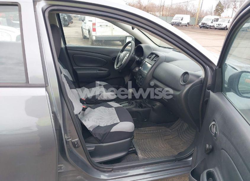 Photo 5 of 2019 Nissan Versa 1.6 S+ (VIN 3N1CN7AP9KL875881)