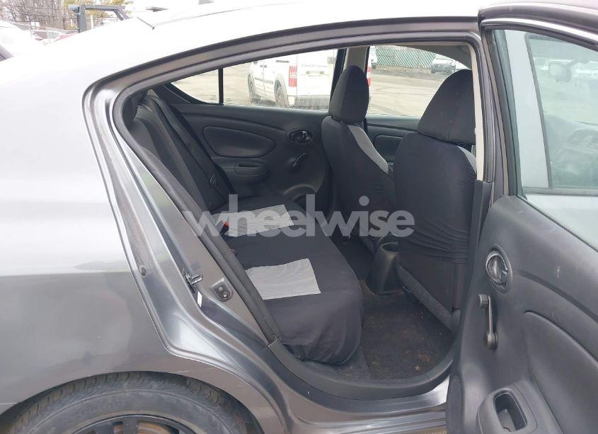 Photo 8 of 2019 Nissan Versa 1.6 S+ (VIN 3N1CN7AP9KL875881)